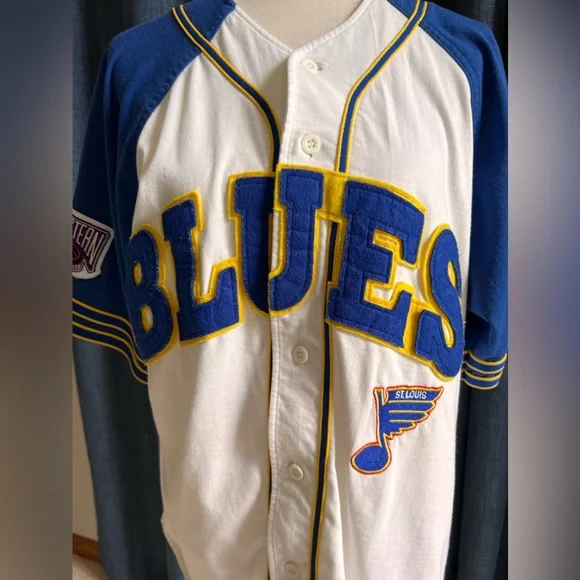 Vintage 1995-96 Season St. Louis Blue’s Hockey STARTER Shirt size L - Picture 2 of 8